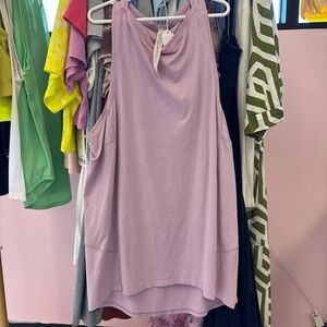 Lululemon tank